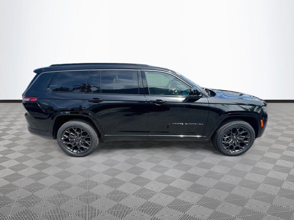 New 2027 Jeep Grand Cherokee L Summit AWD/4WD image 4