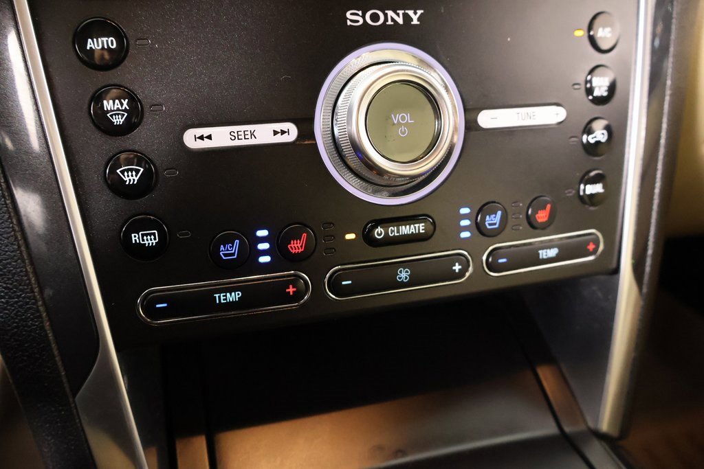 Used 2017 Ford Explorer Limited w/ Equipment Group 301A image 8