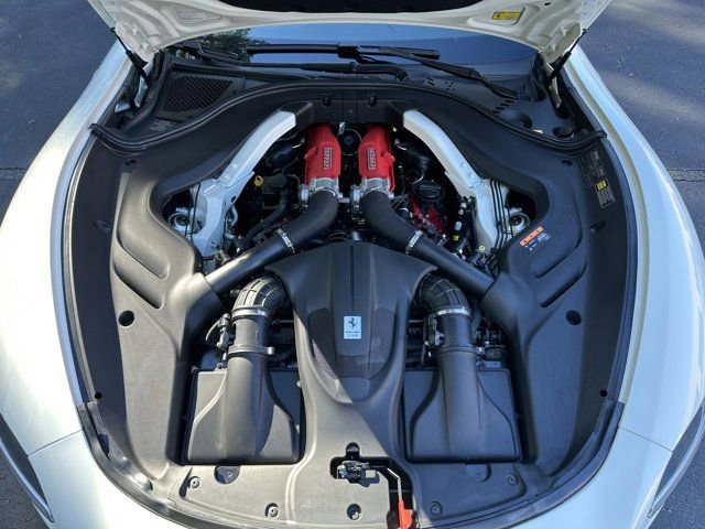 Used 2024 Ferrari Roma Spider image 19