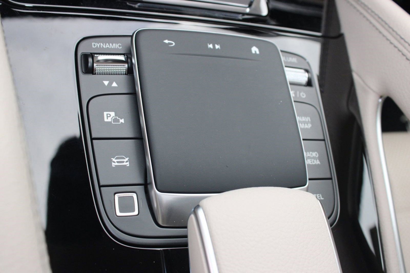 New 2026 Mercedes-Benz GLS 450 4MATIC image 21