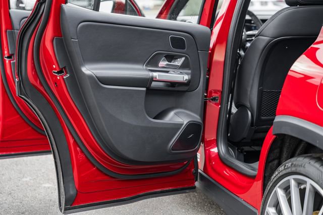 New 2026 Mercedes-Benz GLB 35 AMG 4MATIC image 39