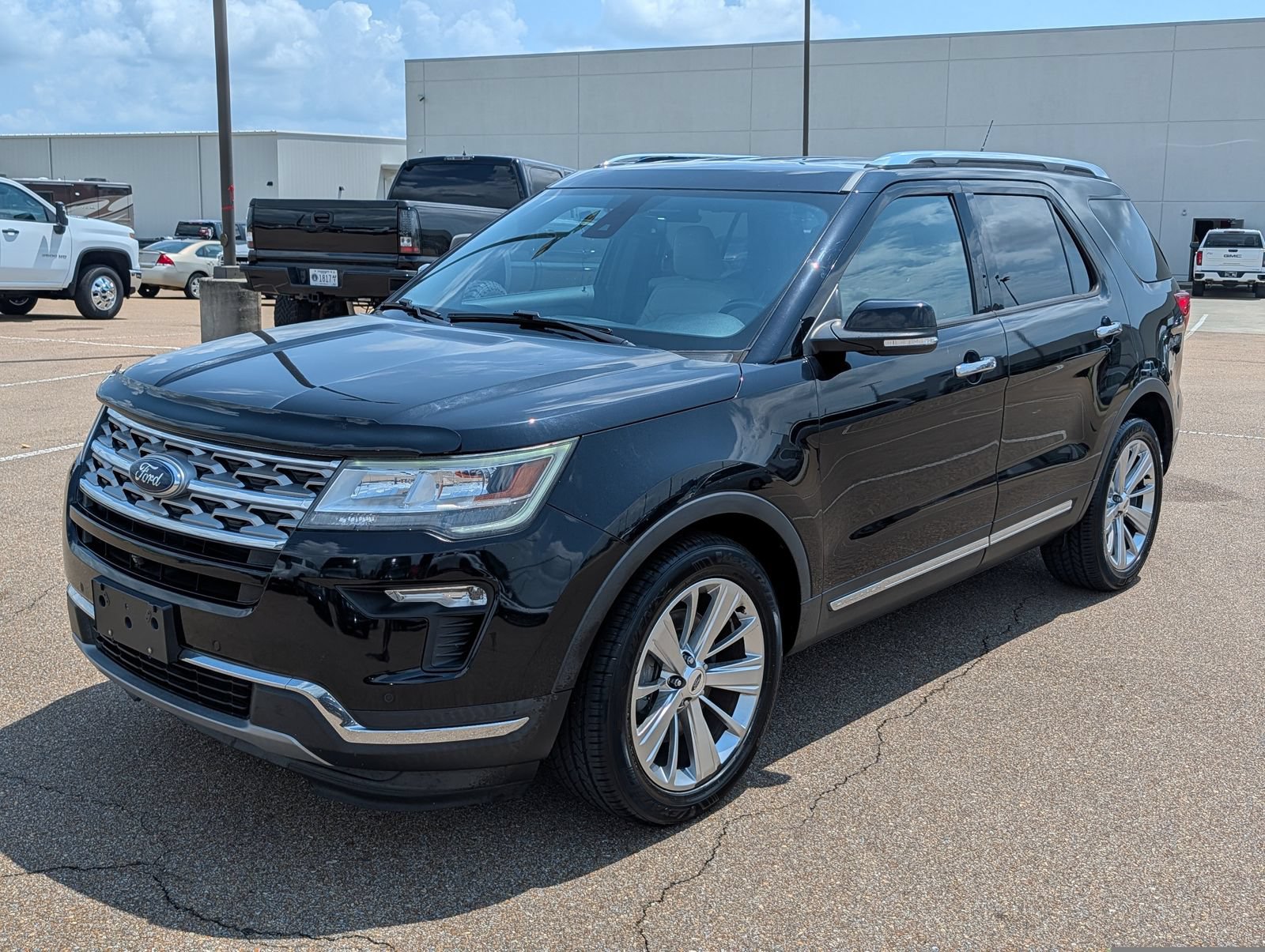 Used 2019 Ford Explorer Limited w/ Ford Safe & Smart Package