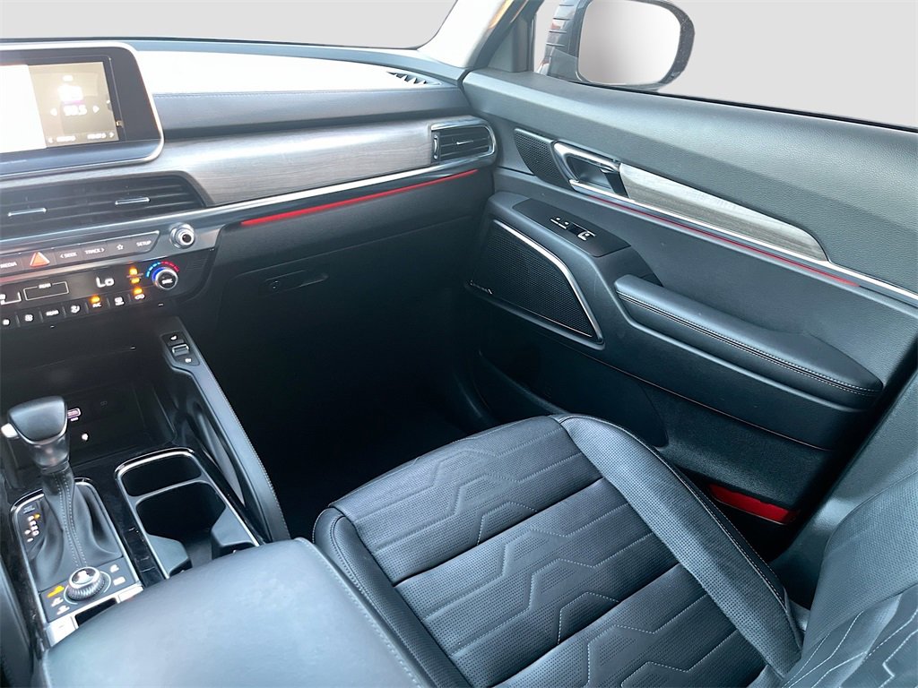 Used 2022 Kia Telluride SX w/ SX Prestige Package image 25