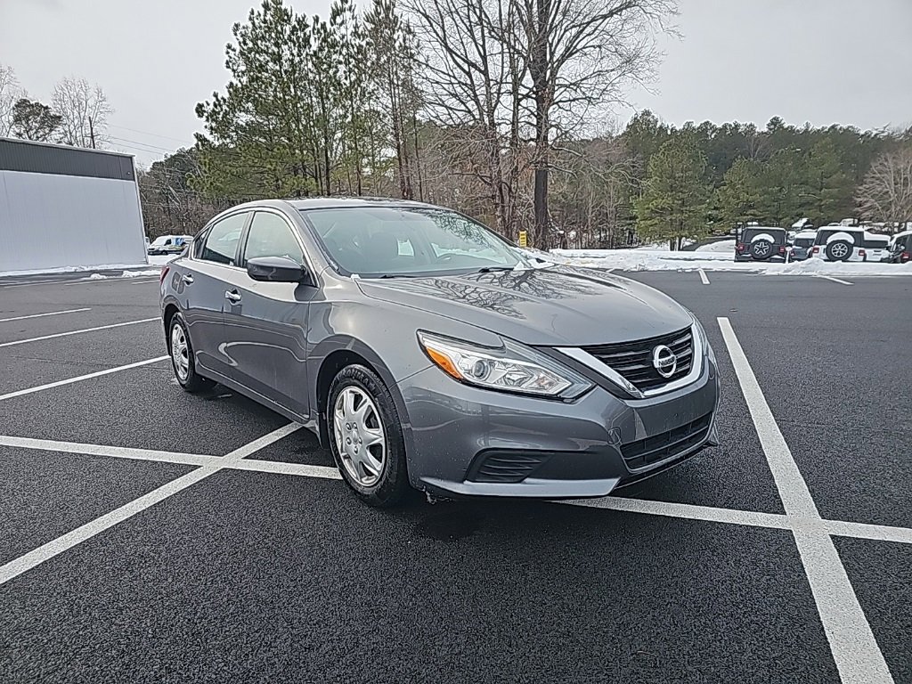 Used 2017 Nissan Altima 2.5 S w/ Power Driver Seat Package image 3