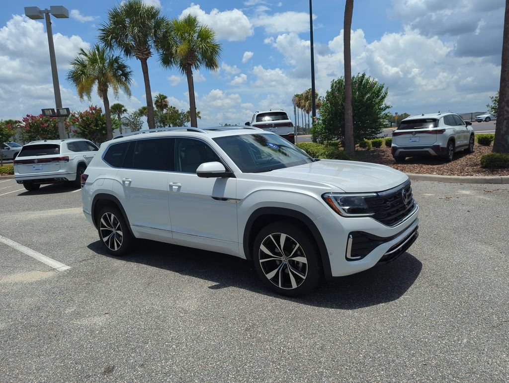 Certified 2026 Volkswagen Atlas SEL Premium R-Line AWD/4WD image 1