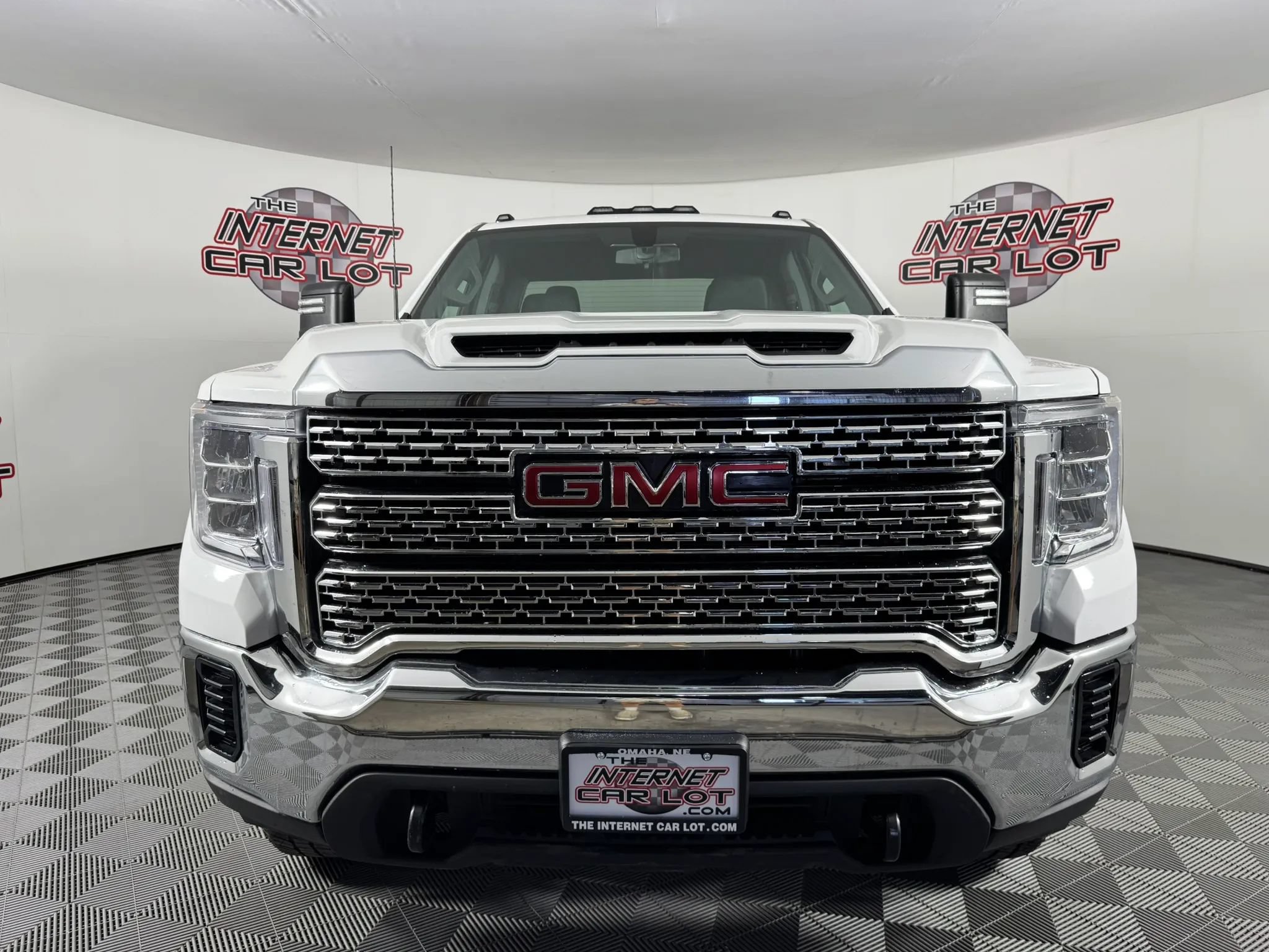 Used 2023 GMC Sierra 2500 Pro w/ Convenience Package AWD/4WD image 2