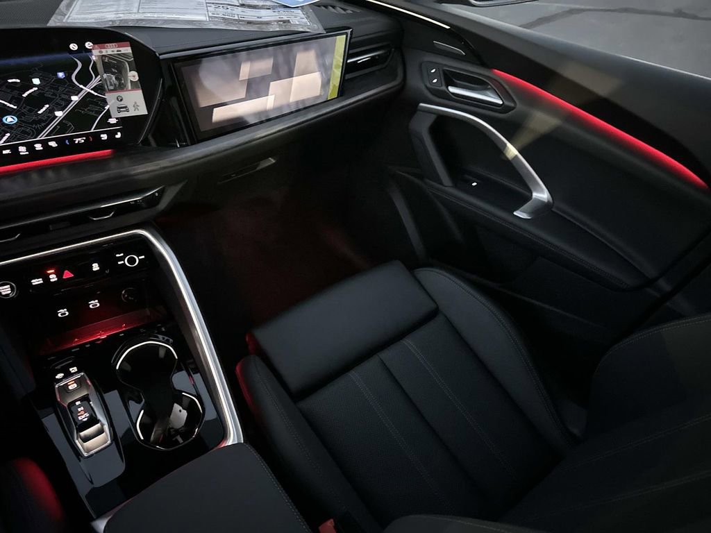 New 2025 Audi Q5 Prestige image 30