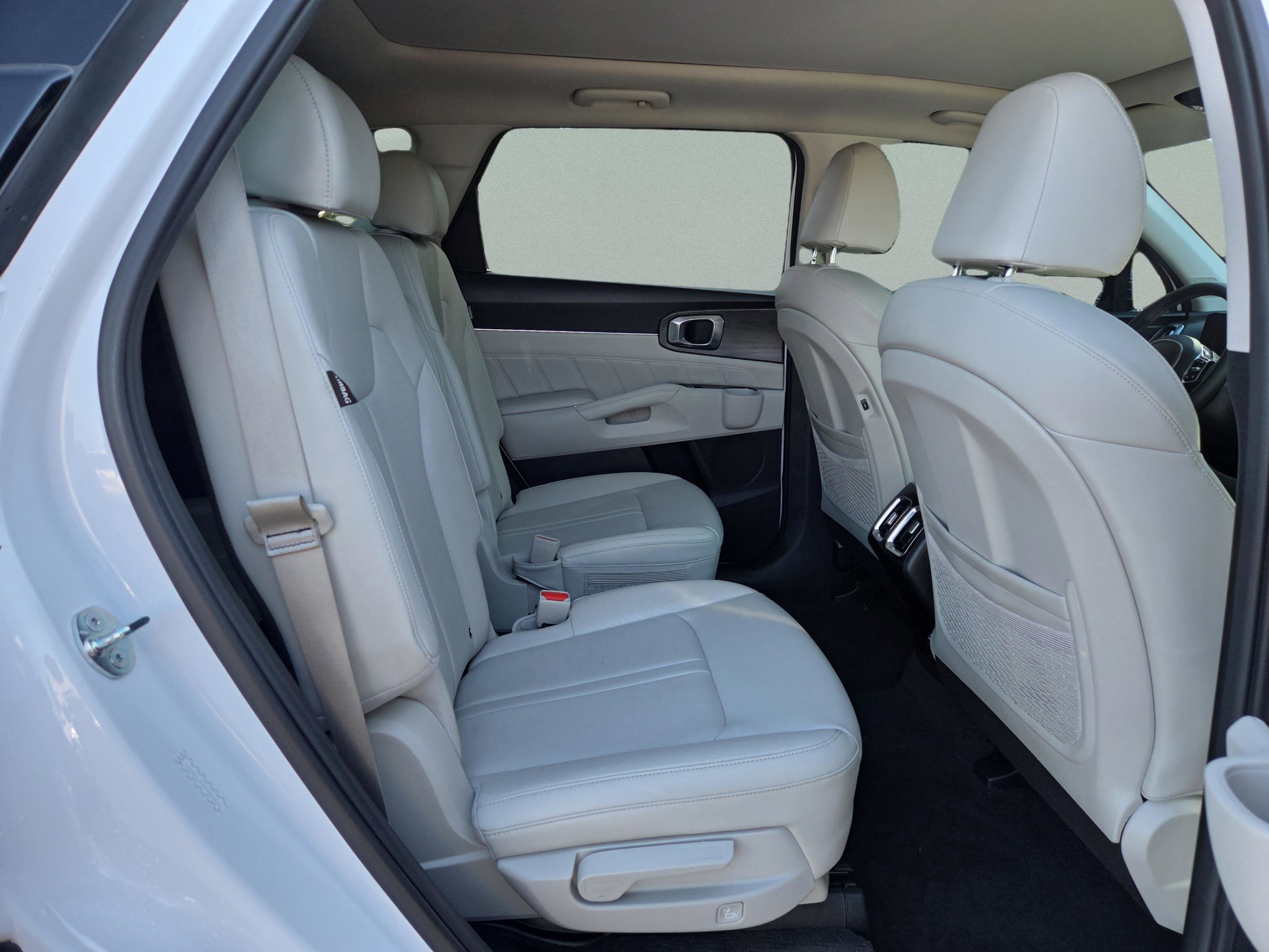 Used 2024 Kia Sorento SX image 23