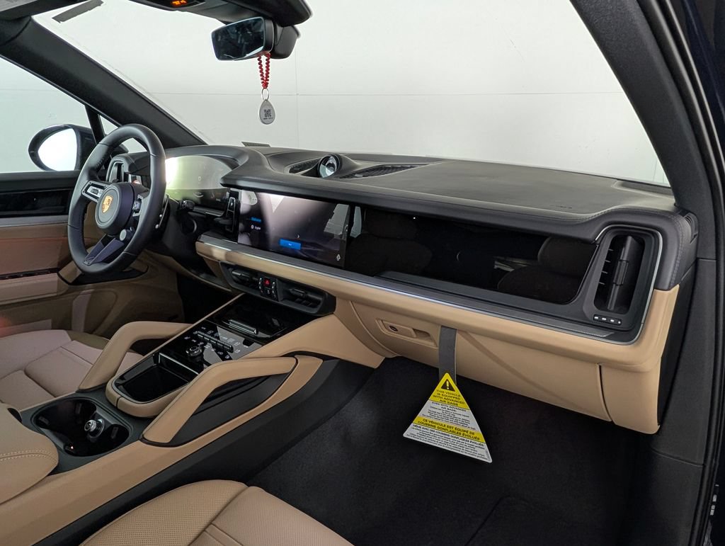 New 2026 Porsche Cayenne AWD/4WD image 19