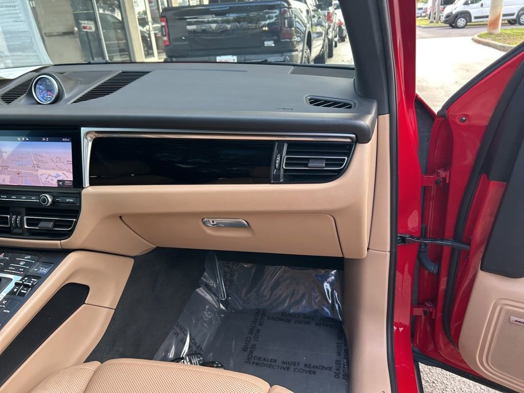 Used 2020 Porsche Macan image 22