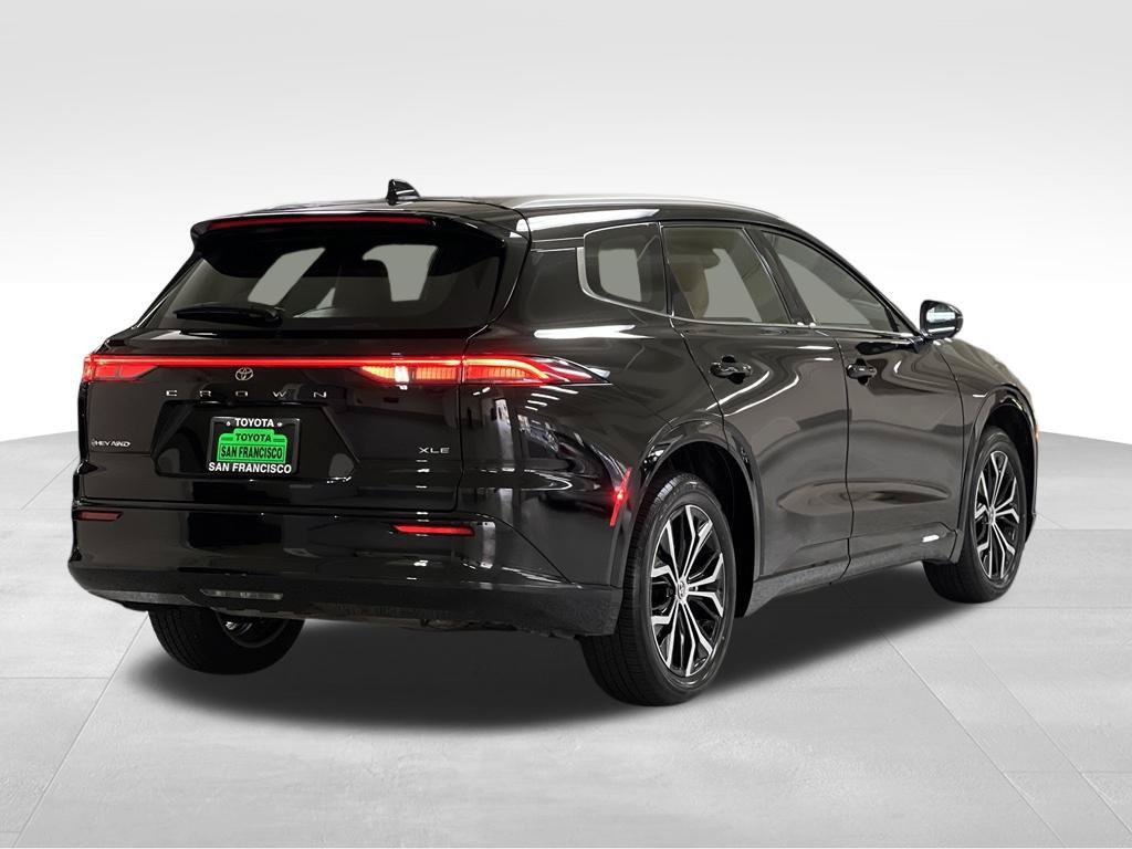 Certified 2026 Toyota Crown Signia AWD/4WD image 5