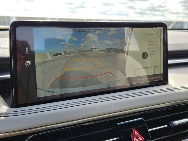 Used 2025 Genesis G70 2.5T RWD image 27