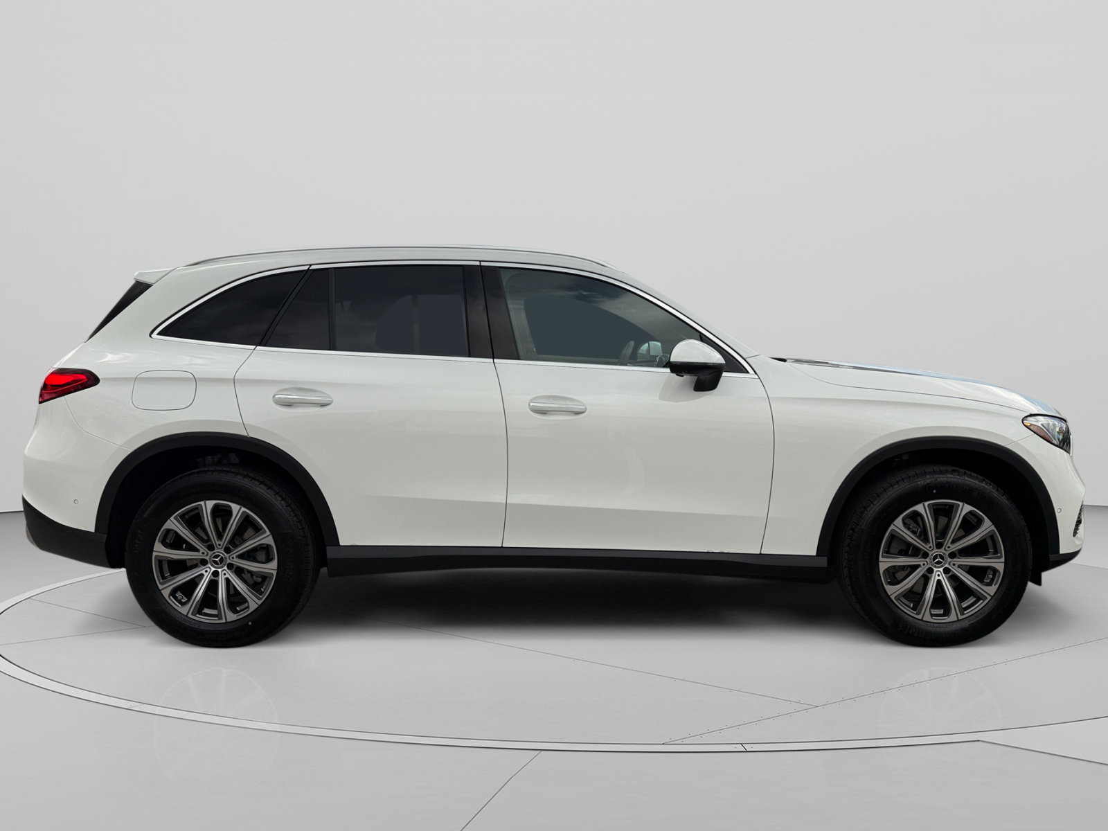 Used 2026 Mercedes-Benz GLC 300 4MATIC image 6