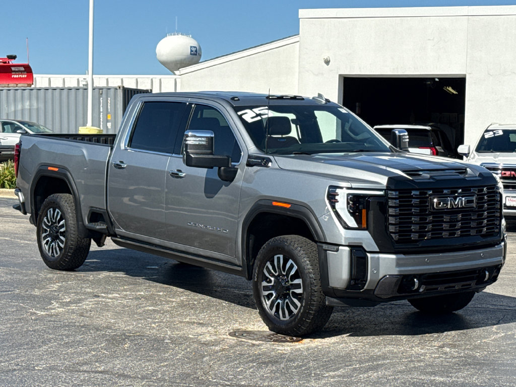 Certified 2025 GMC Sierra 2500 Denali Ultimate AWD/4WD image 4