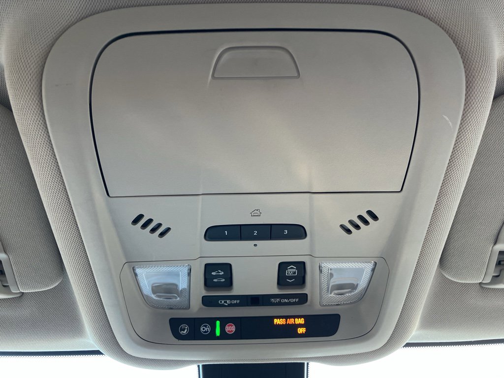 Used 2019 GMC Terrain Denali w/ Advanced Safety Package image 26