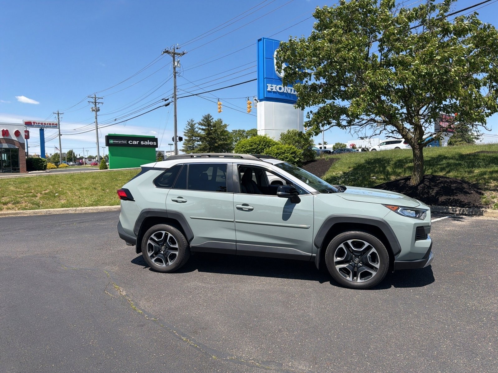 Used 2019 Toyota RAV4 Adventure AWD/4WD image 14
