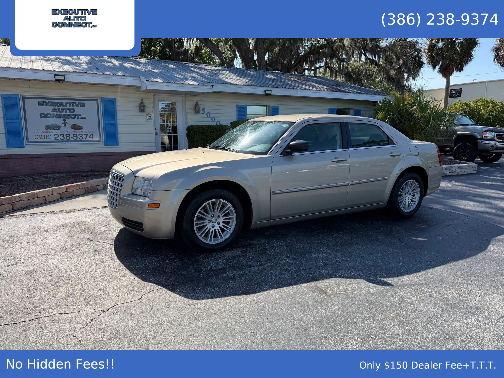 Used 2009 Chrysler 300 LX RWD image 1