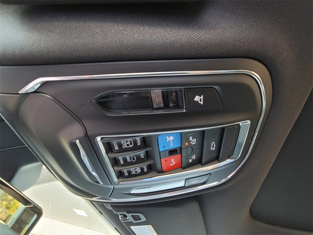 New 2025 Jeep Grand Cherokee Limited 4xe image 40