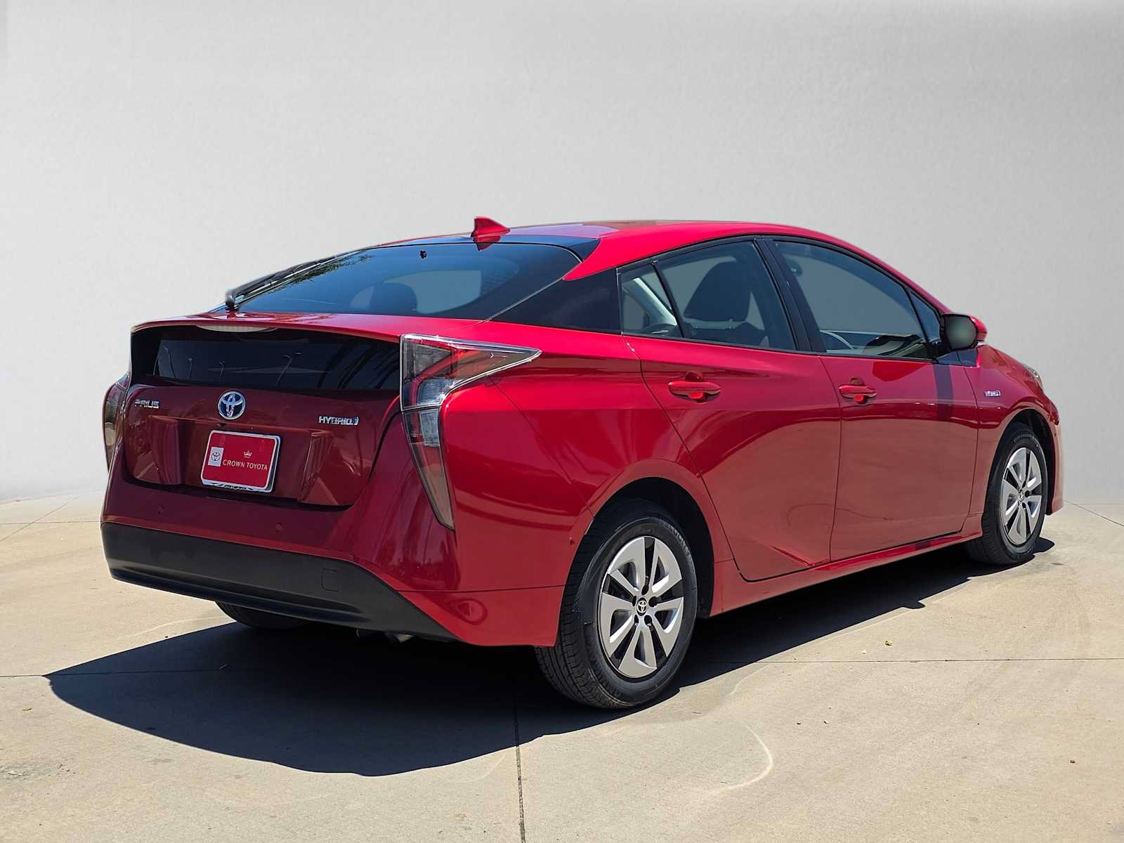 Used 2018 Toyota Prius Two w/ Prius Two Safety Plus Package FWD image 3