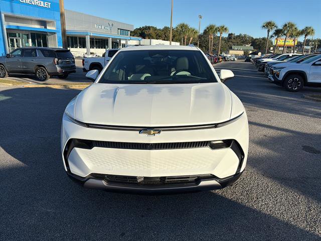 New 2026 Chevrolet Equinox EV LT w/ Convenience Package II image 2