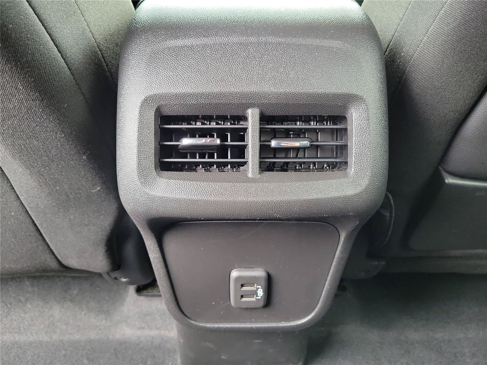 Used 2023 GMC Terrain SLE w/ Driver Convenience Package FWD image 12