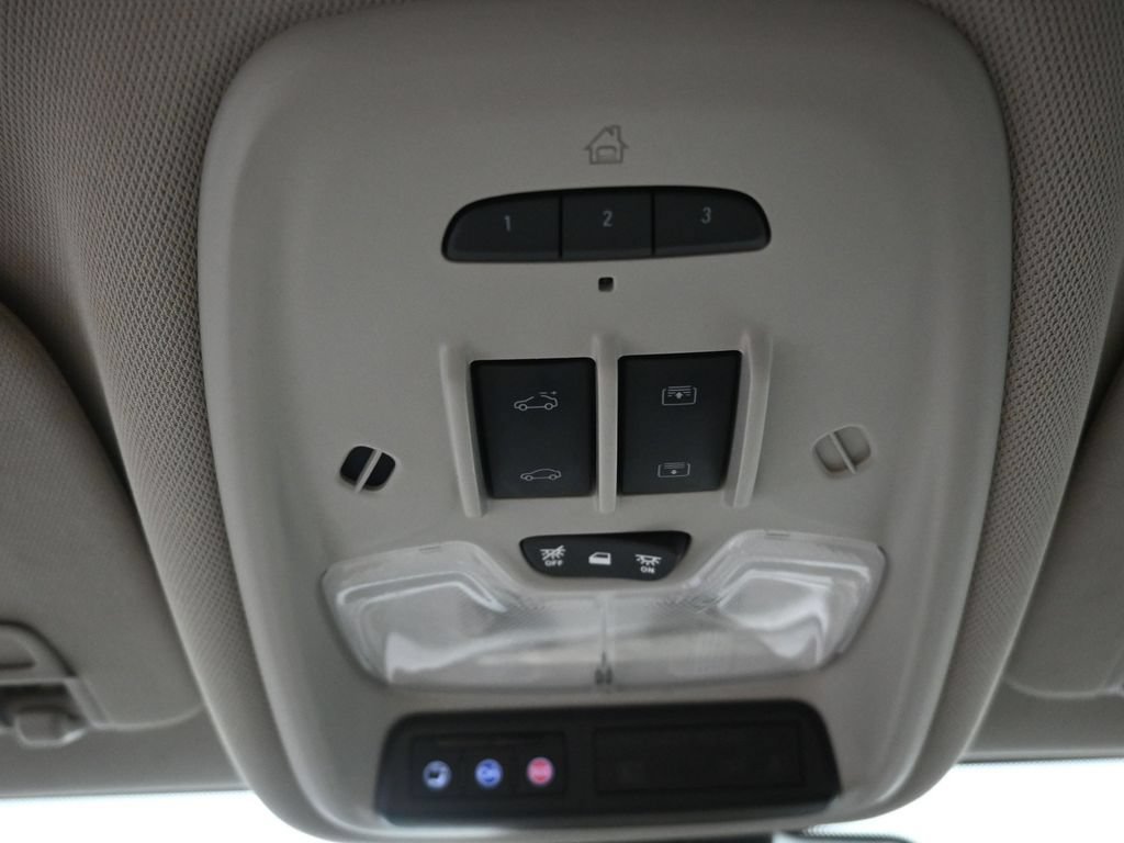 Used 2023 Buick Encore GX Essence w/ Experience Buick Package AWD/4WD image 19