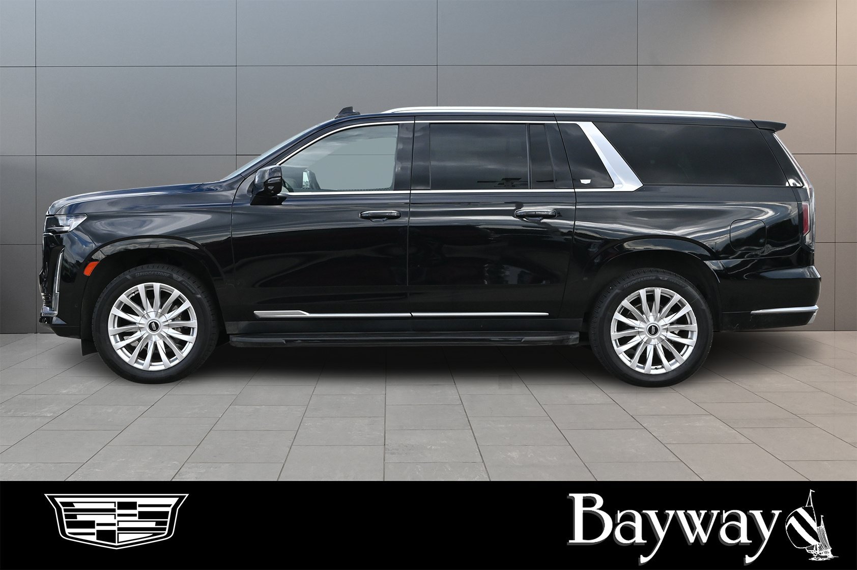 Certified 2022 Cadillac Escalade ESV Luxury RWD image 4
