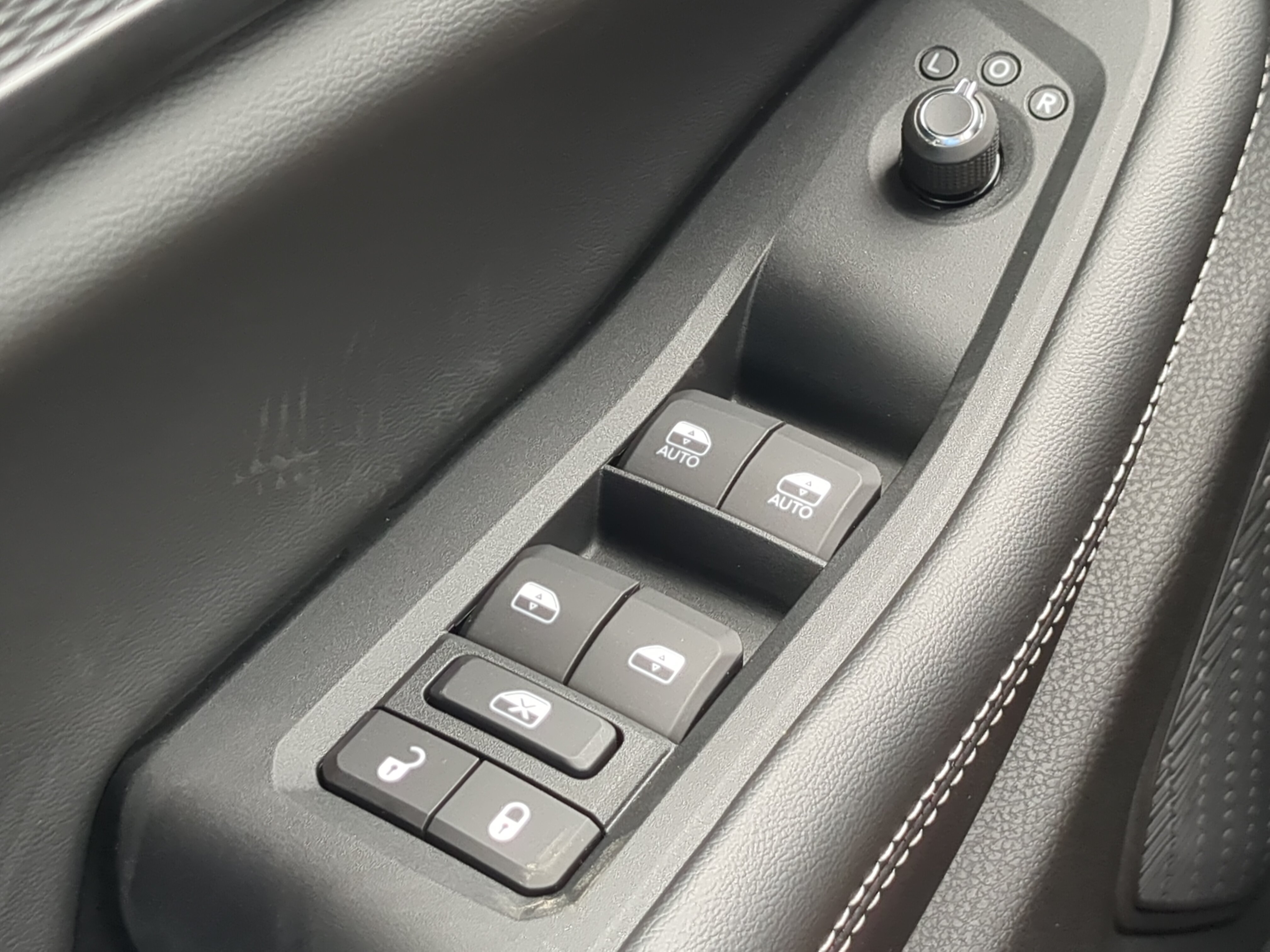 New 2026 Jeep Grand Cherokee Laredo X RWD image 22