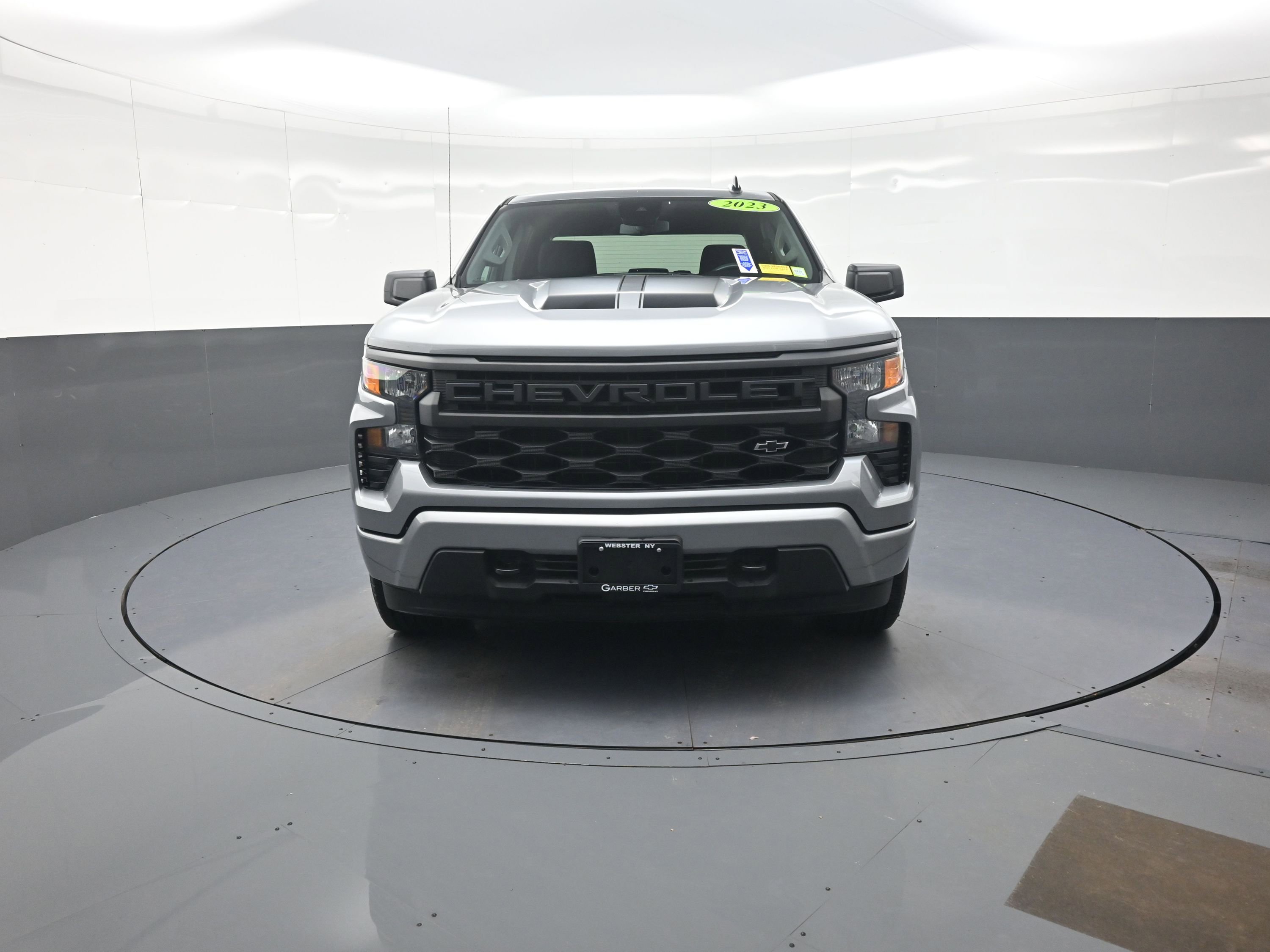 Used 2024 Chevrolet Silverado 1500 Custom w/ Rally Edition AWD/4WD image 8