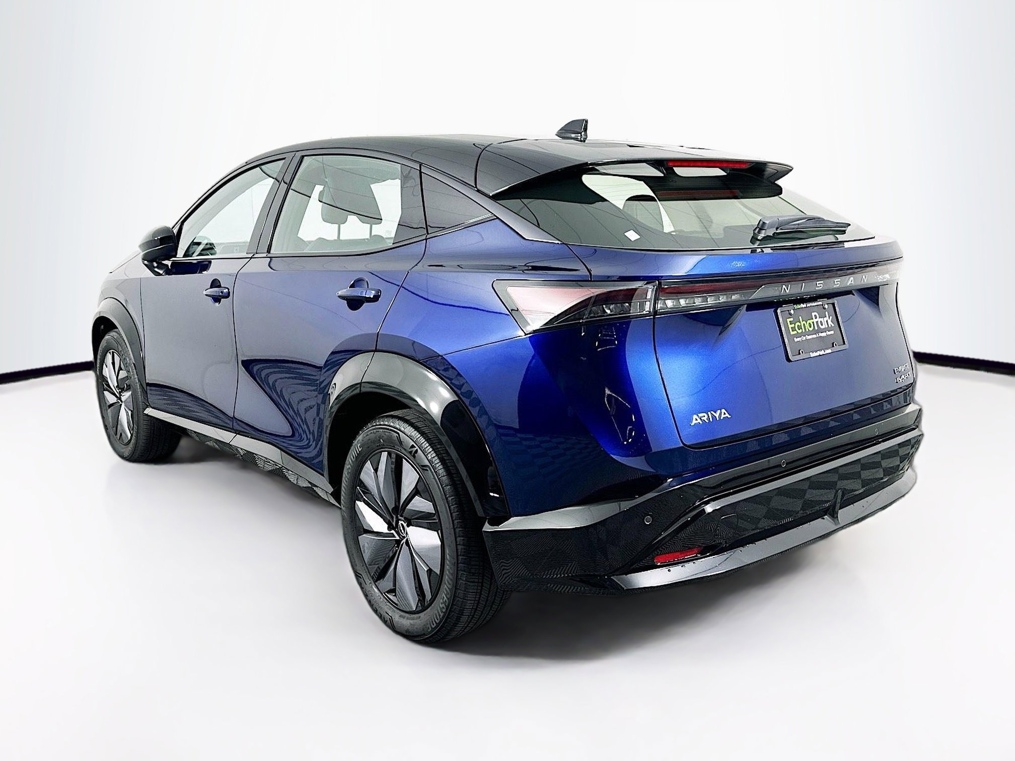 Used 2024 Nissan Ariya AWD image 5