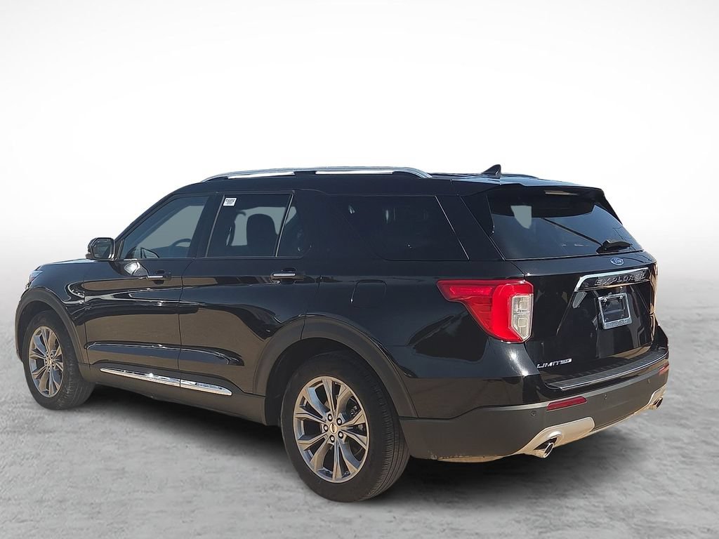 Used 2023 Ford Explorer Limited w/ Equipment Group 301A RWD image 7