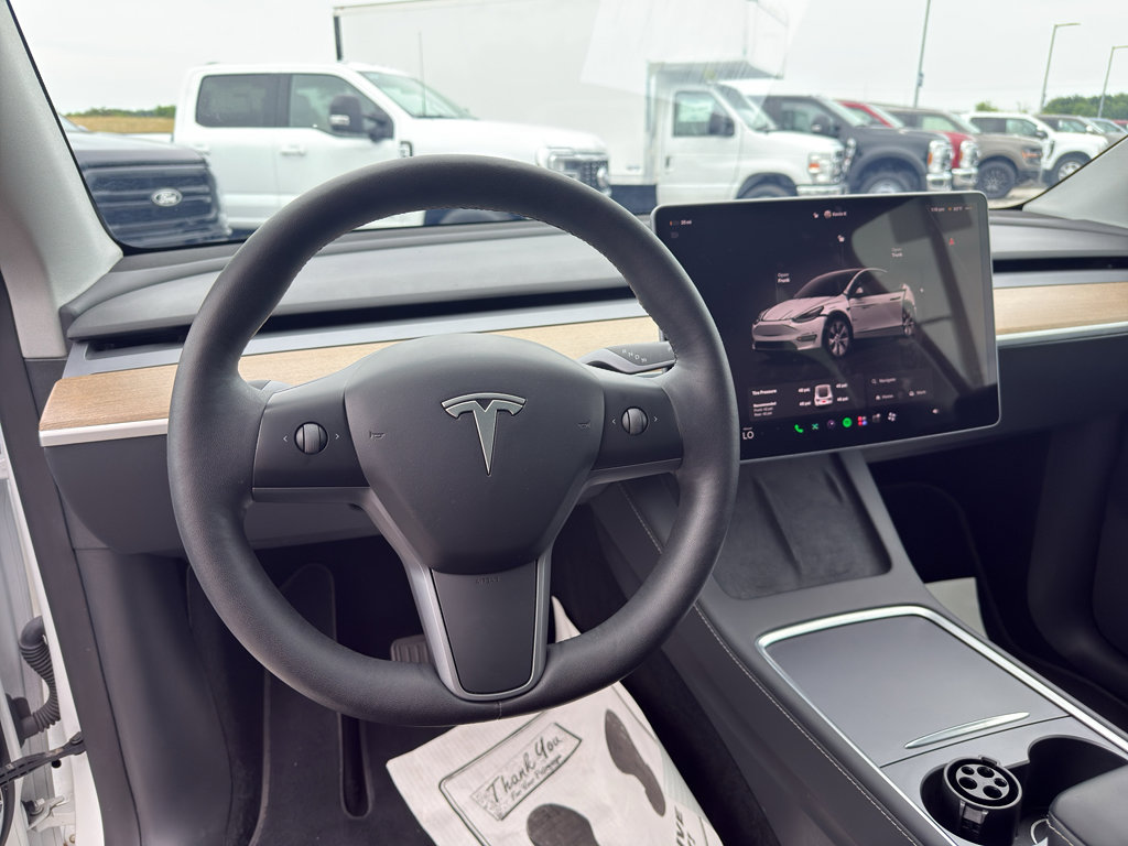 Used 2023 Tesla Model Y Long Range AWD/4WD image 9