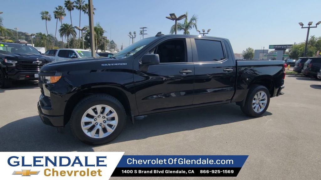 Used 2024 Chevrolet Silverado 1500 Custom image 4