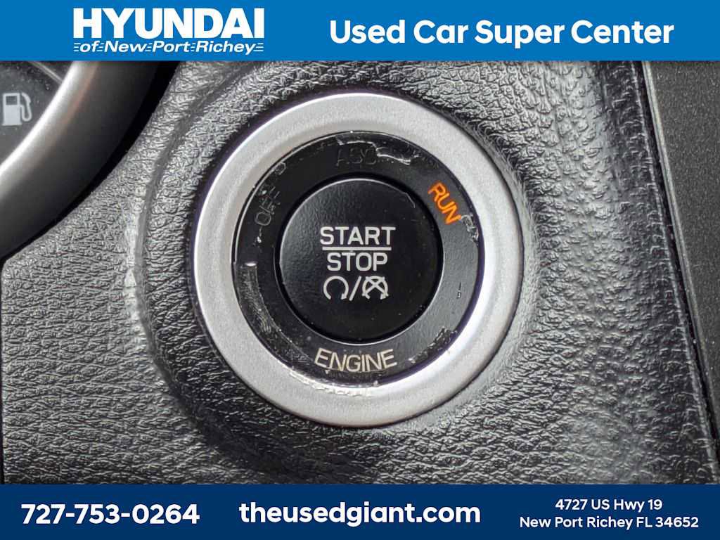 Used 2016 Dodge Journey SXT w/ Comfort/Convenience Group FWD image 33
