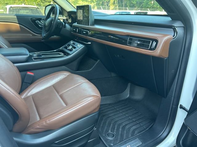 Used 2021 Lincoln Aviator Reserve w/ Class IV Trailer Tow Package image 46