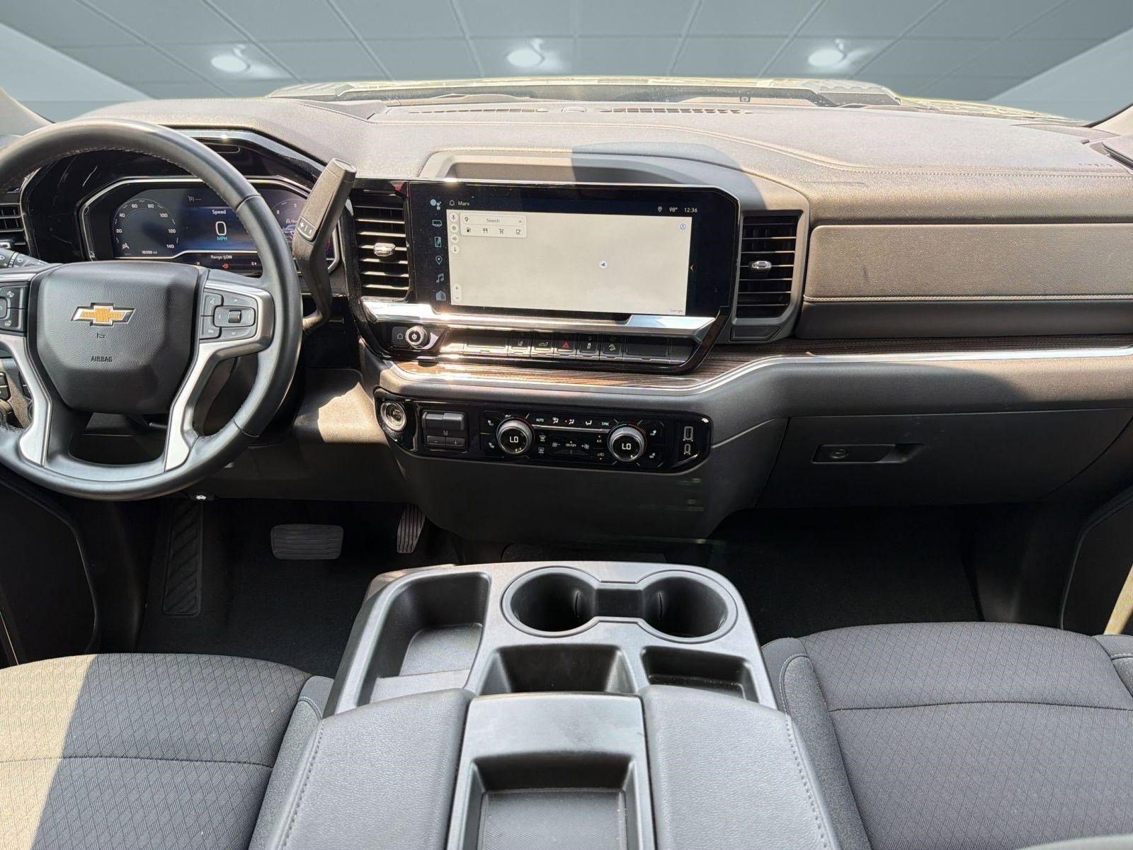 Used 2024 Chevrolet Silverado 2500 LT AWD/4WD image 13