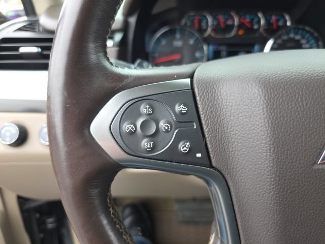 Used 2017 Chevrolet Suburban Premier AWD/4WD image 27