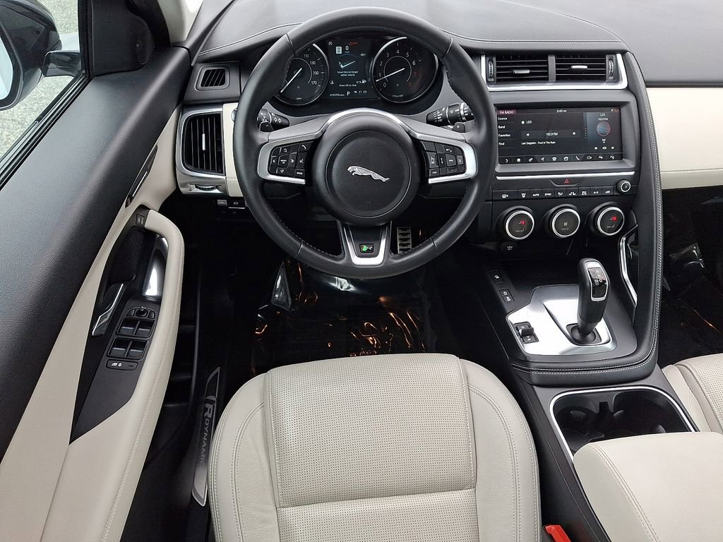 Used 2020 Jaguar E-PACE R-Dynamic SE image 11