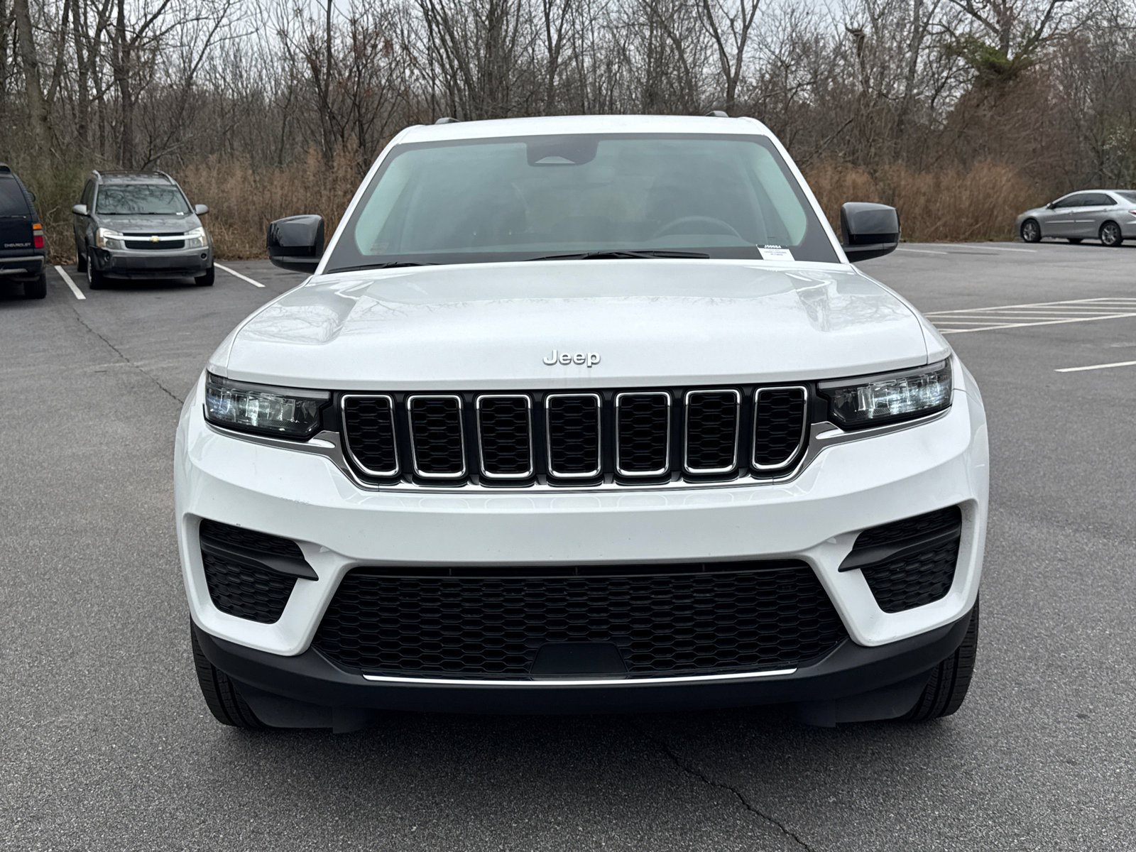 Used 2024 Jeep Grand Cherokee Laredo video 2