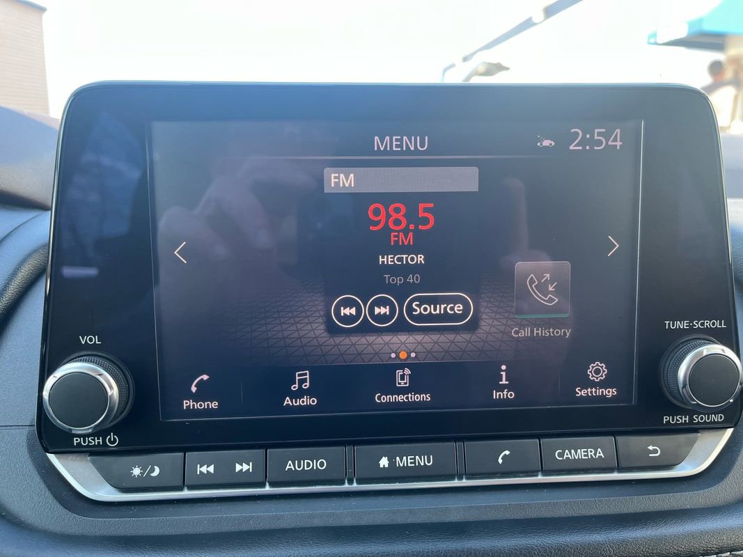 Used 2021 Nissan Rogue SV AWD/4WD image 9
