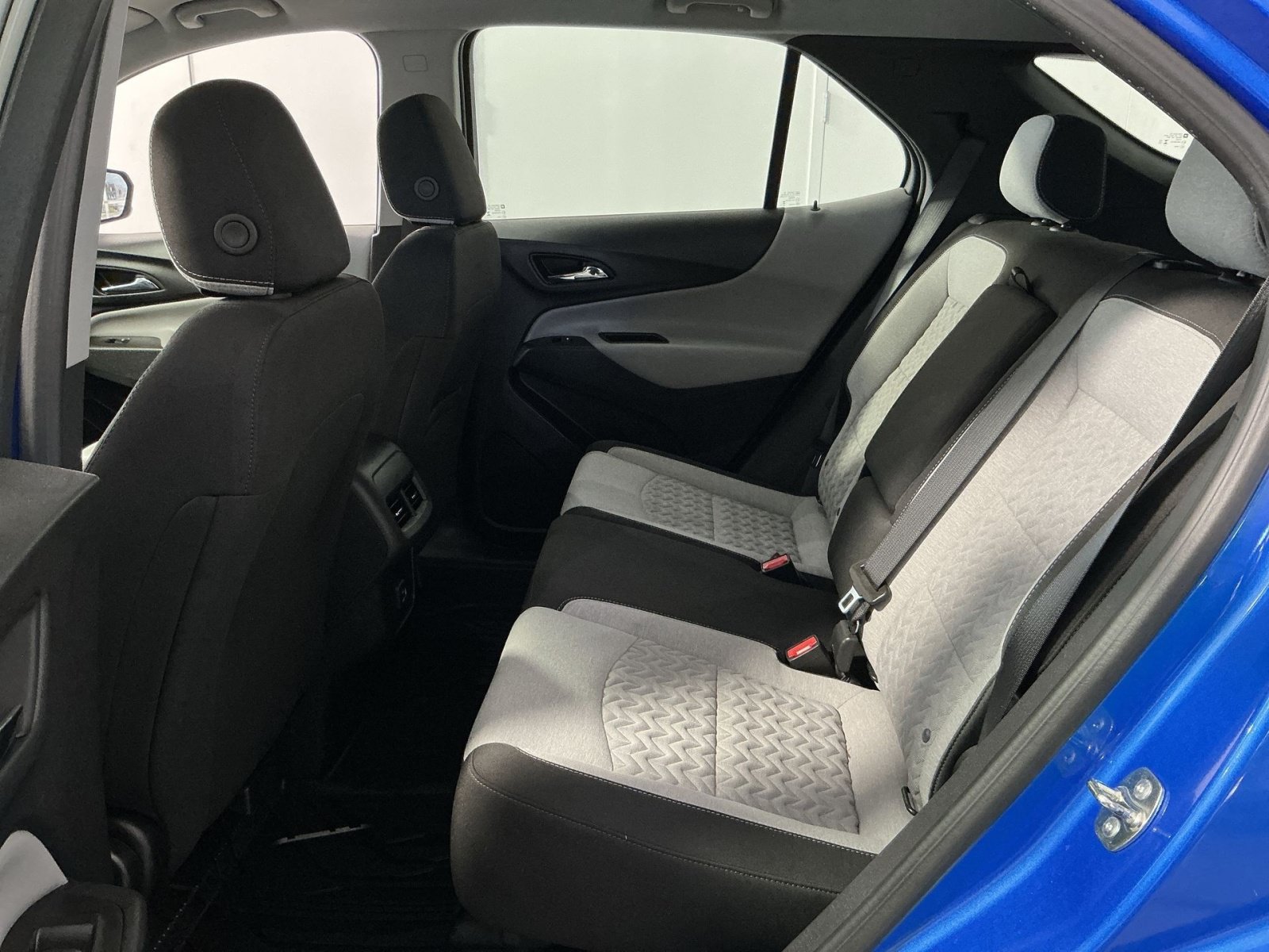 Used 2024 Chevrolet Equinox LS w/ LPO, Floor Liner Package FWD image 24