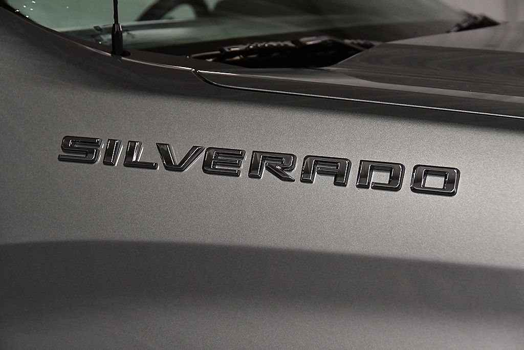 Used 2023 Chevrolet Silverado 1500 LT AWD/4WD image 10