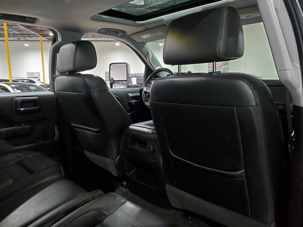 Used 2016 GMC Sierra 1500 Denali w/ Denali Ultimate Package AWD/4WD image 21