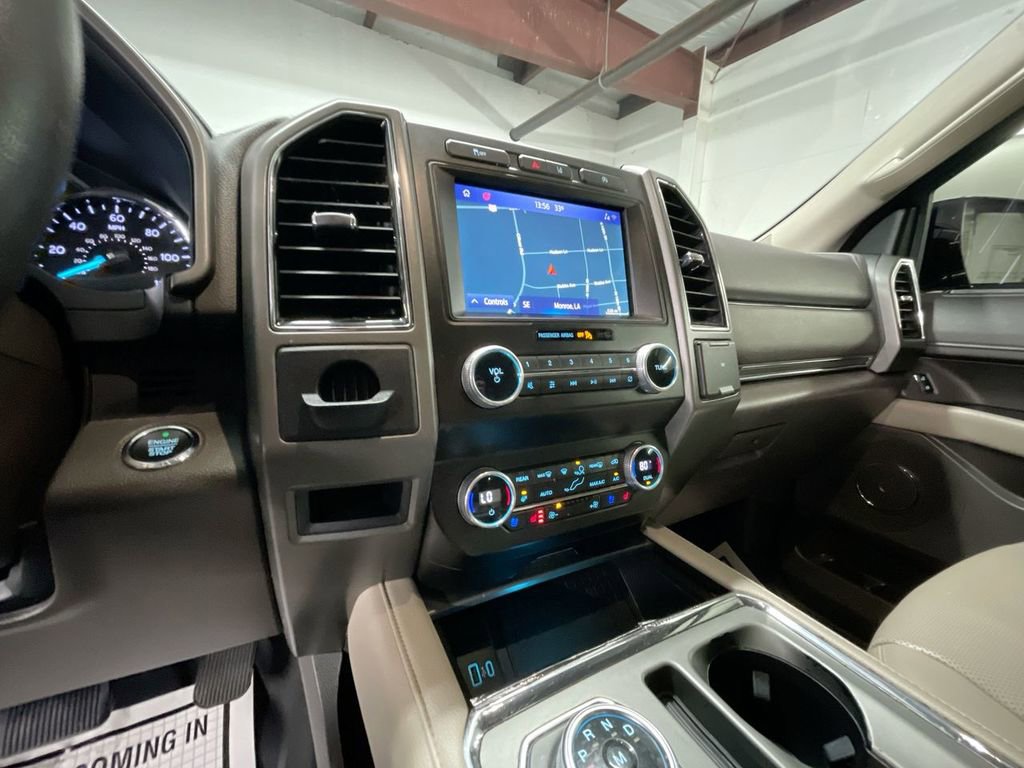 Used 2021 Ford Expedition XLT image 18