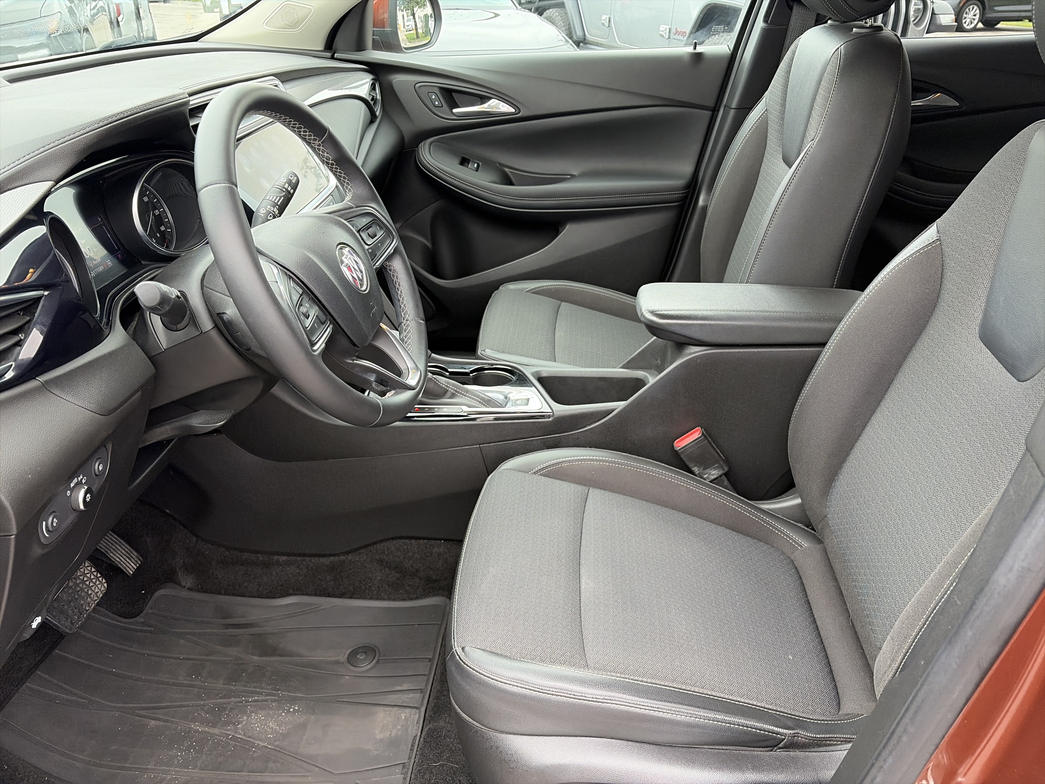 Used 2021 Buick Encore GX Select AWD/4WD image 17