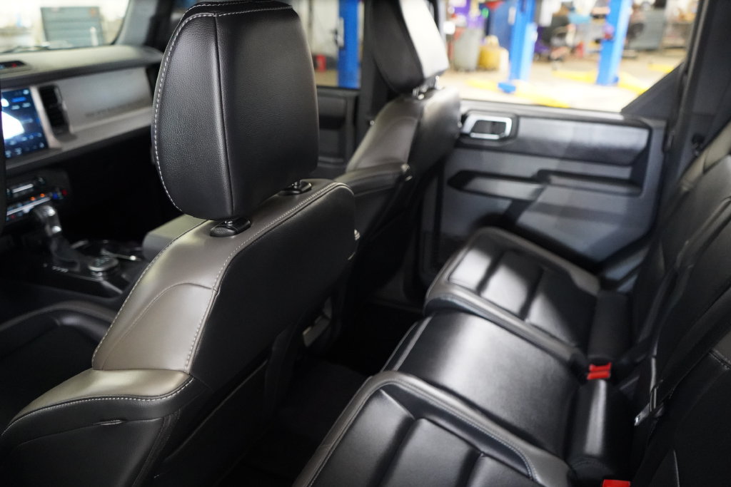 Certified 2025 Ford Bronco Outer Banks AWD/4WD image 30