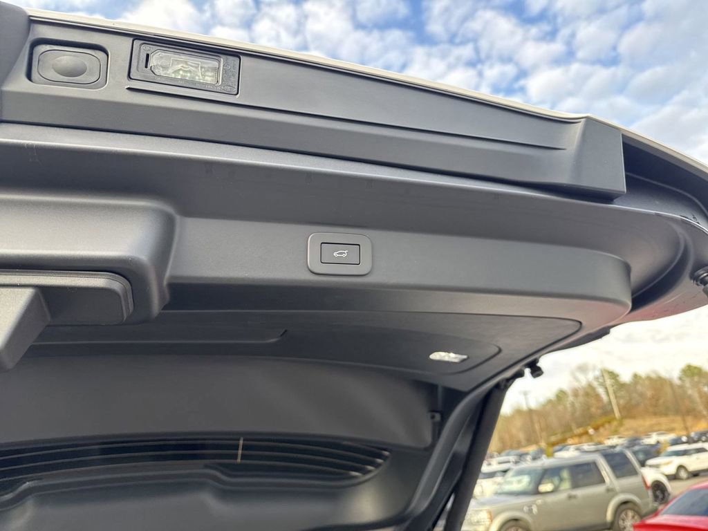 New 2025 Land Rover Range Rover Sport Dynamic SE image 21