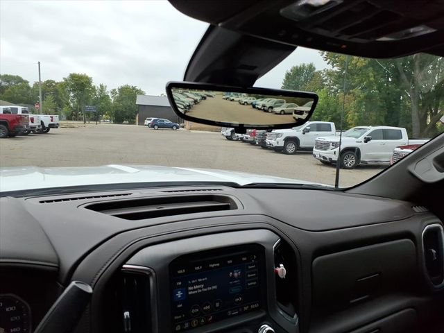 Used 2021 GMC Sierra 3500 Denali w/ Denali Ultimate Package image 17