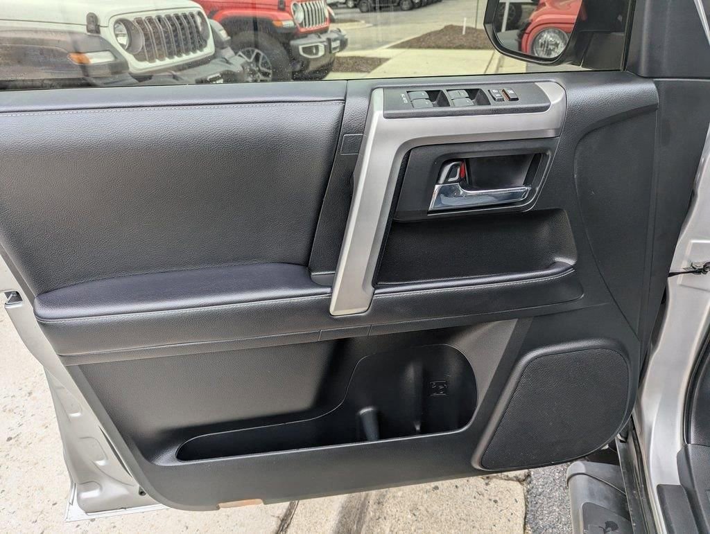 Used 2022 Toyota 4Runner SR5 Premium w/ Moonroof Package image 20