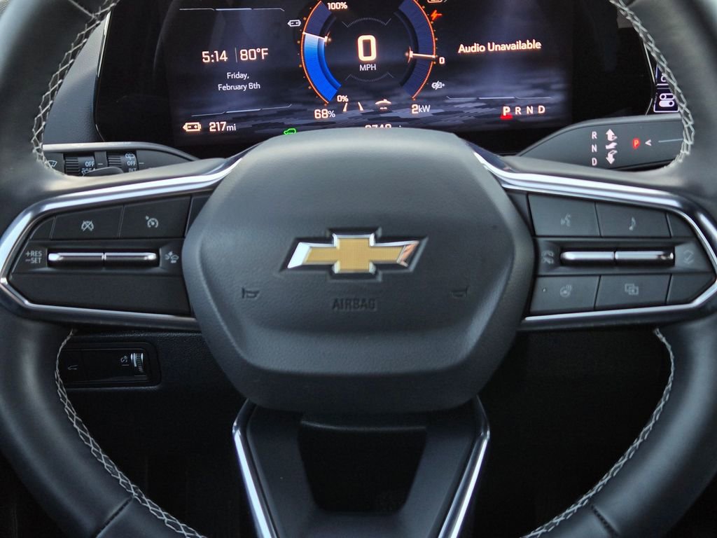 Used 2025 Chevrolet Equinox EV LT w/ Convenience Package image 16